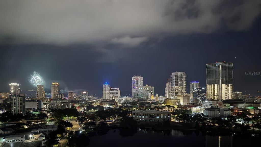 На продажу: $1,865,000 (2 спален, 2 ванн, 2297 Квадратных фут)