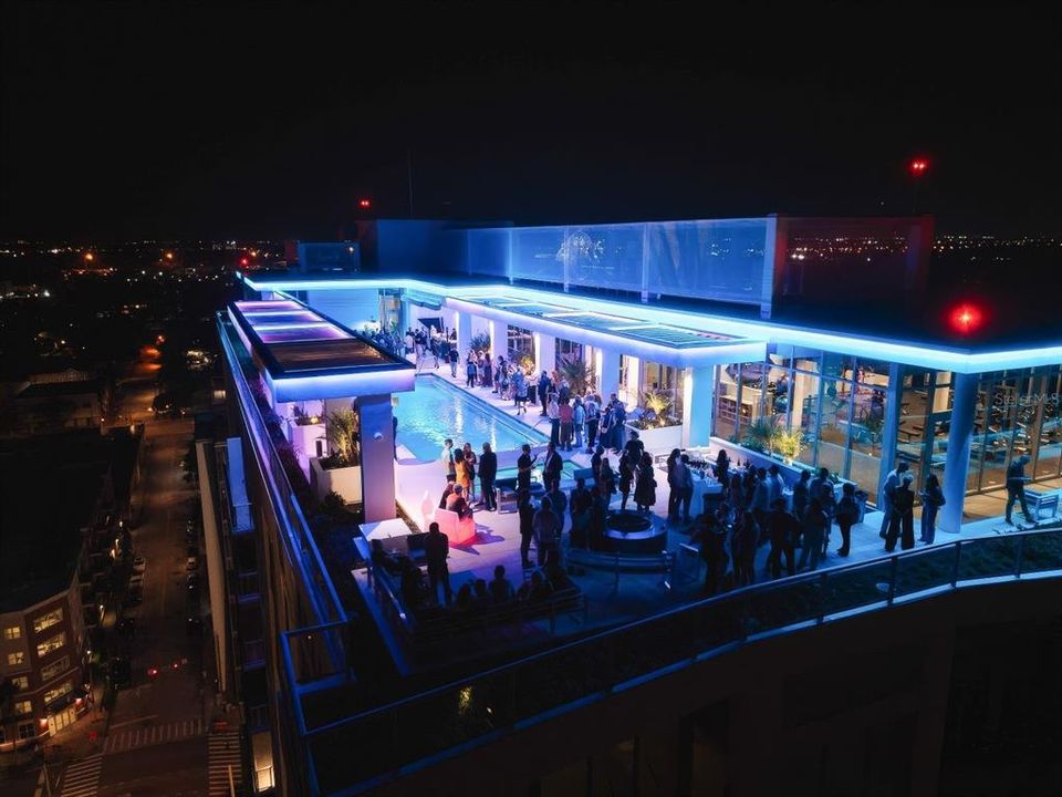 На продажу: $1,865,000 (2 спален, 2 ванн, 2297 Квадратных фут)