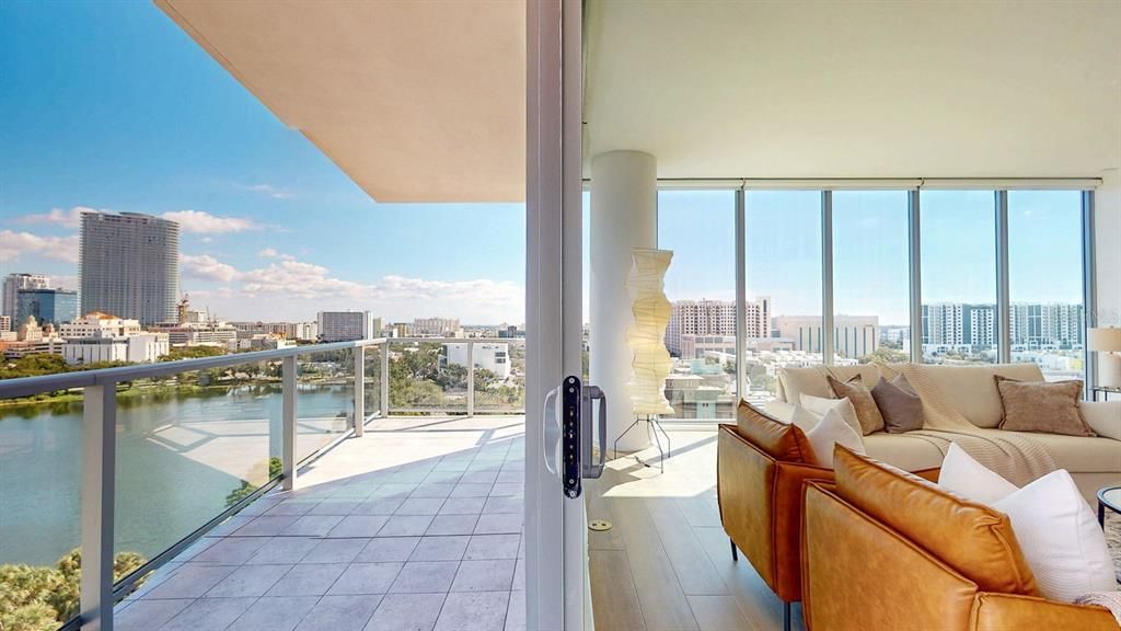 На продажу: $1,865,000 (2 спален, 2 ванн, 2297 Квадратных фут)