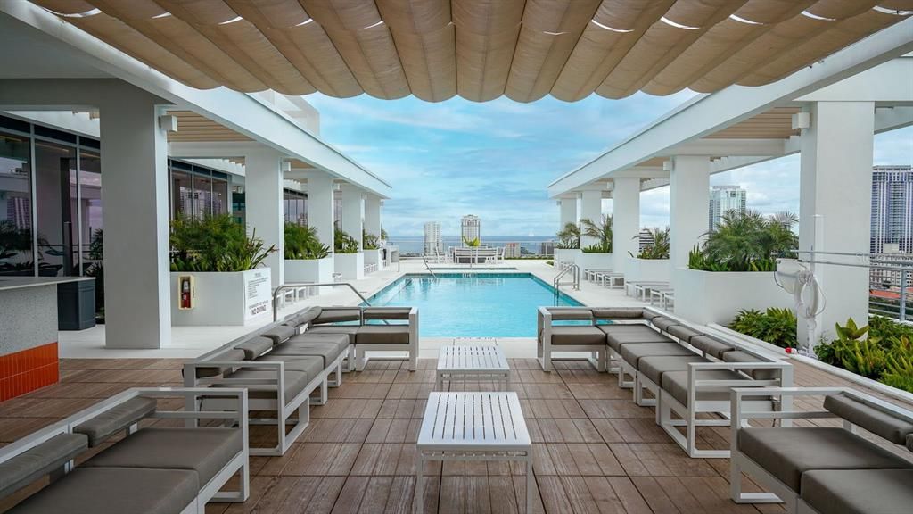 На продажу: $1,865,000 (2 спален, 2 ванн, 2297 Квадратных фут)