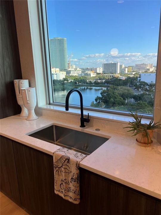 На продажу: $1,865,000 (2 спален, 2 ванн, 2297 Квадратных фут)