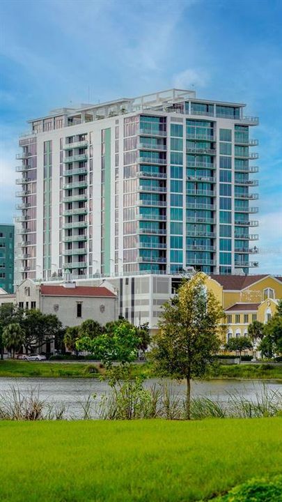 На продажу: $1,865,000 (2 спален, 2 ванн, 2297 Квадратных фут)