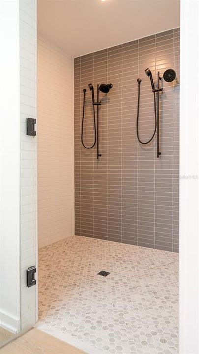 На продажу: $1,865,000 (2 спален, 2 ванн, 2297 Квадратных фут)