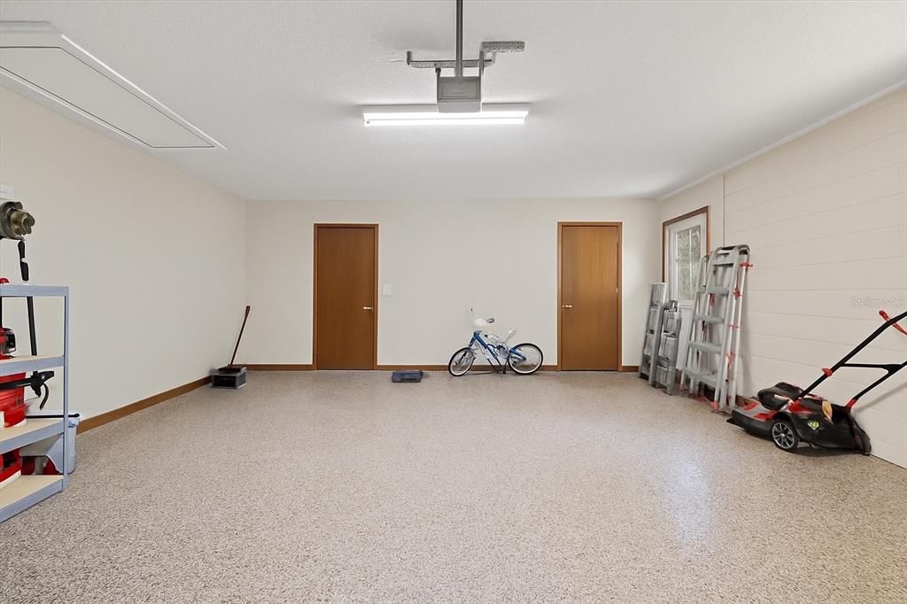 For Sale: $300,000 (3 beds, 2 baths, 1771 Square Feet)