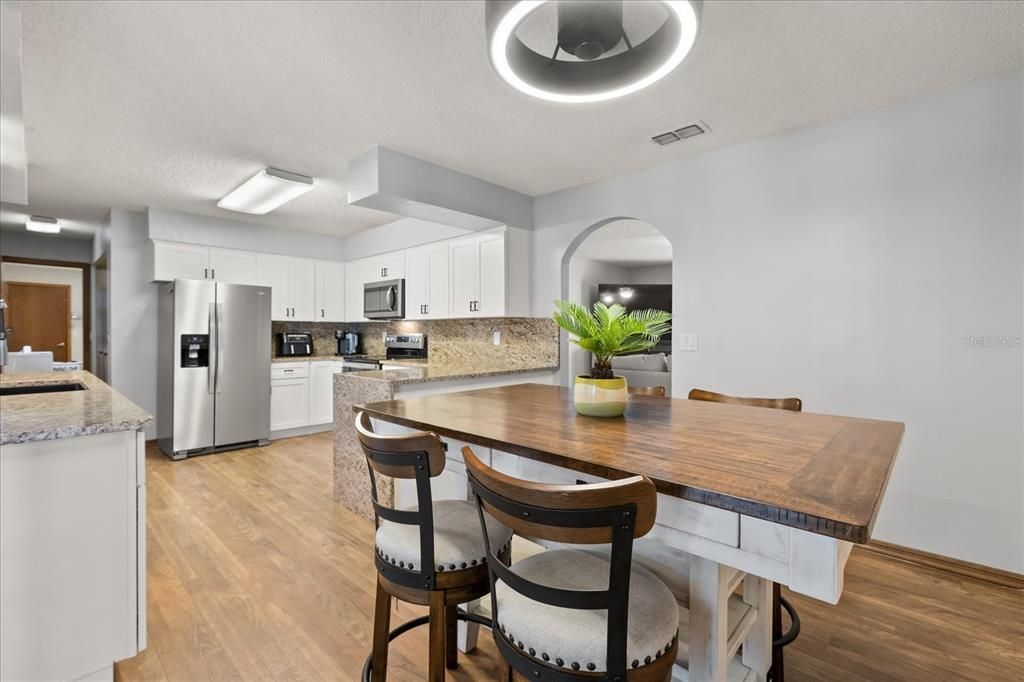 For Sale: $300,000 (3 beds, 2 baths, 1771 Square Feet)