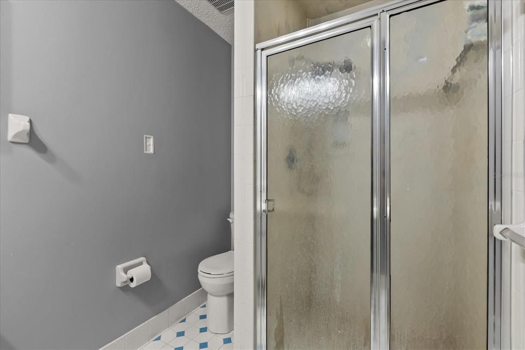 For Sale: $300,000 (3 beds, 2 baths, 1771 Square Feet)