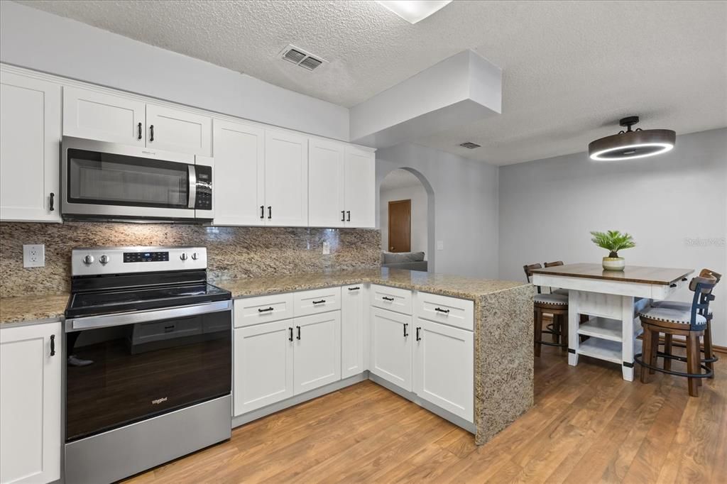 For Sale: $300,000 (3 beds, 2 baths, 1771 Square Feet)