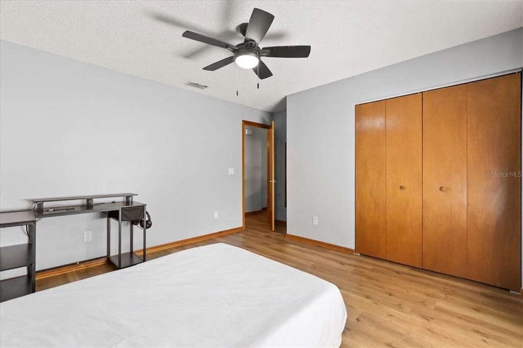 For Sale: $300,000 (3 beds, 2 baths, 1771 Square Feet)