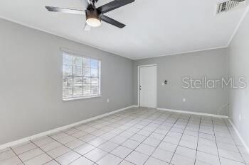 出租: $997 (2 贝兹, 1 浴室, 675 平方英尺)