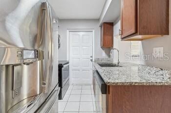 出租: $997 (2 贝兹, 1 浴室, 675 平方英尺)