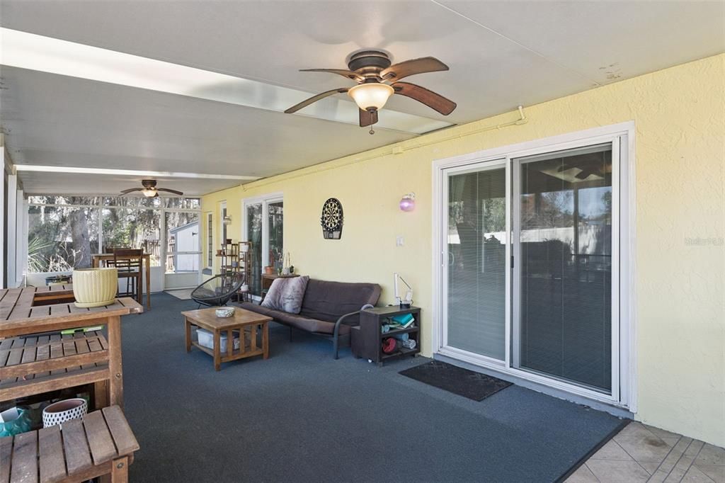 Active With Contract: $365,000 (3 beds, 2 baths, 1233 Square Feet)