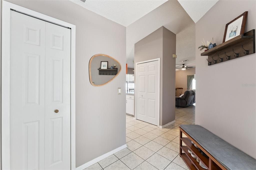 Active With Contract: $365,000 (3 beds, 2 baths, 1233 Square Feet)
