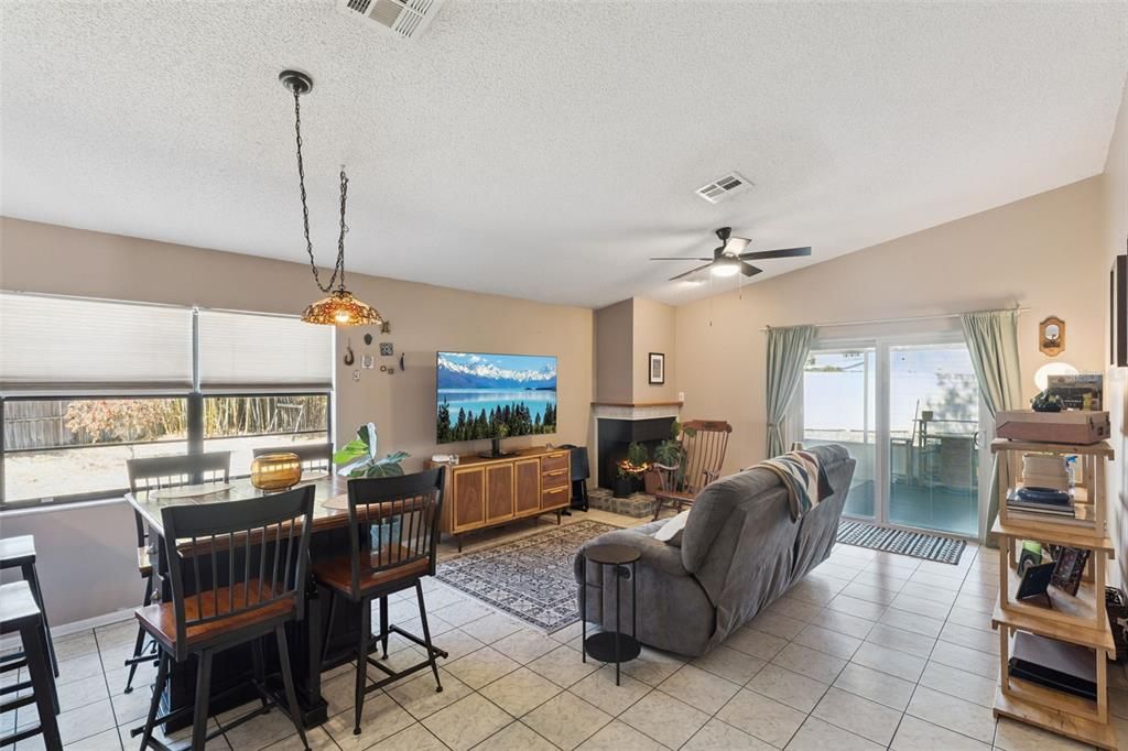 Active With Contract: $365,000 (3 beds, 2 baths, 1233 Square Feet)