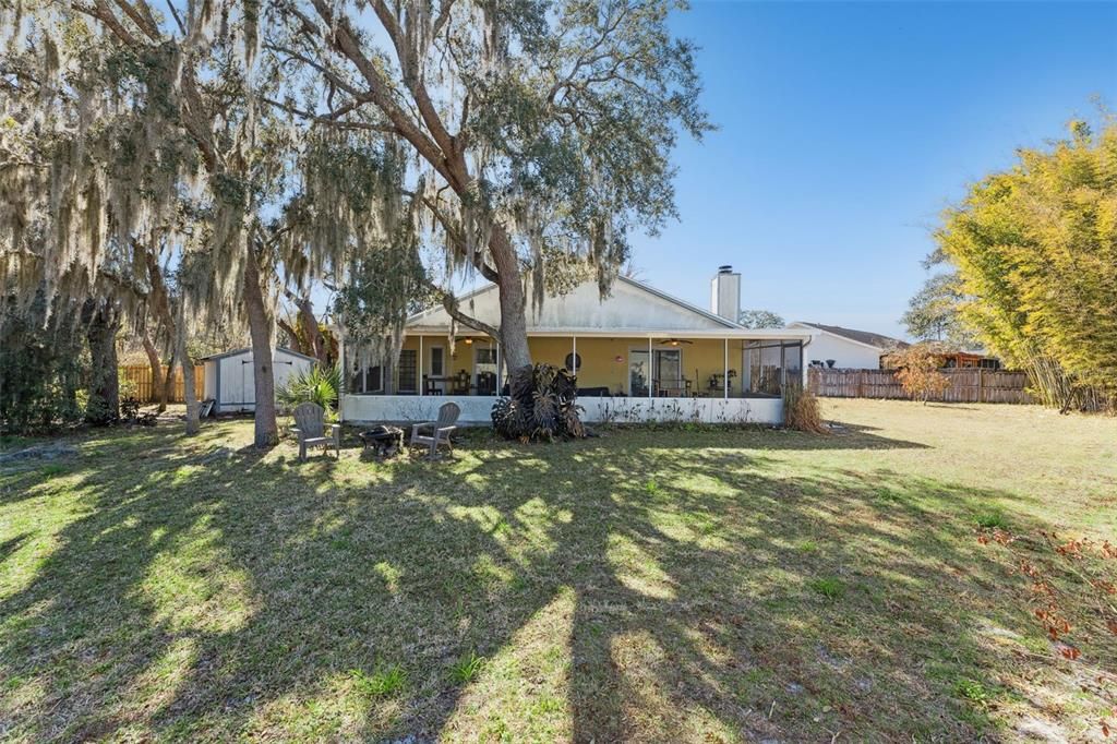 Active With Contract: $365,000 (3 beds, 2 baths, 1233 Square Feet)