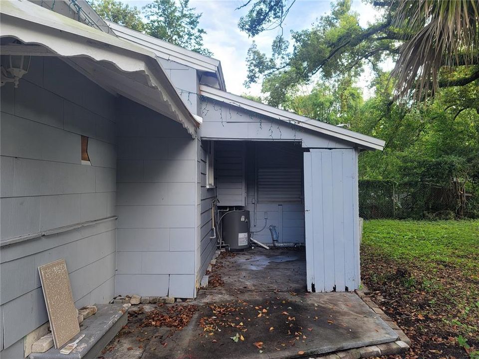 For Rent: $1,600 (3 beds, 1 baths, 750 Square Feet)