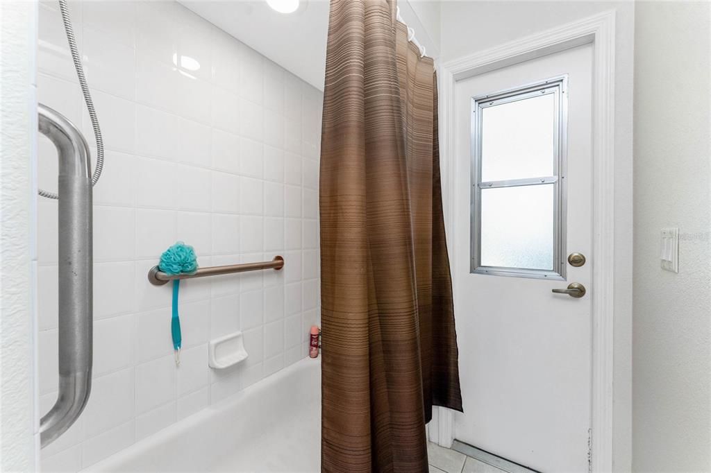 For Sale: $415,000 (3 beds, 2 baths, 2060 Square Feet)