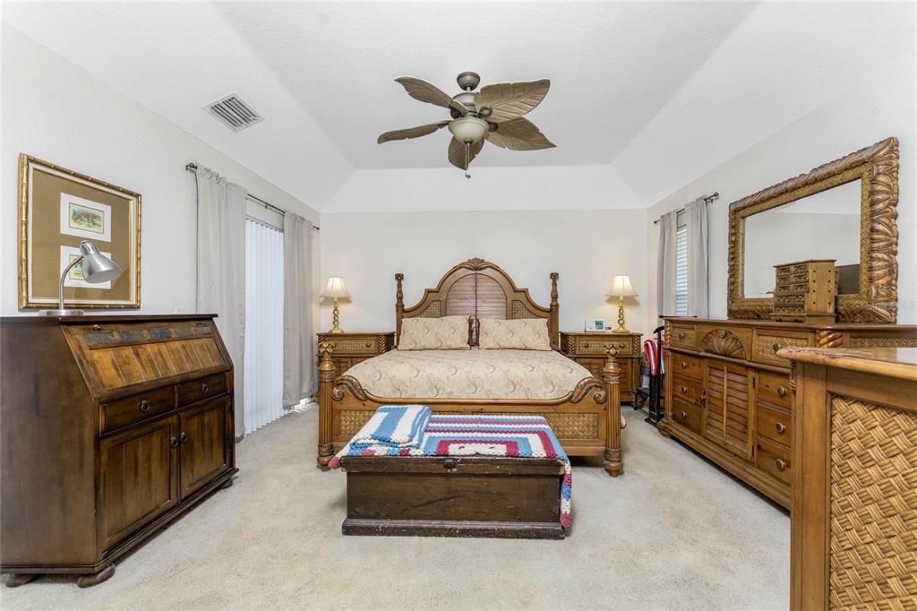 For Sale: $415,000 (3 beds, 2 baths, 2060 Square Feet)