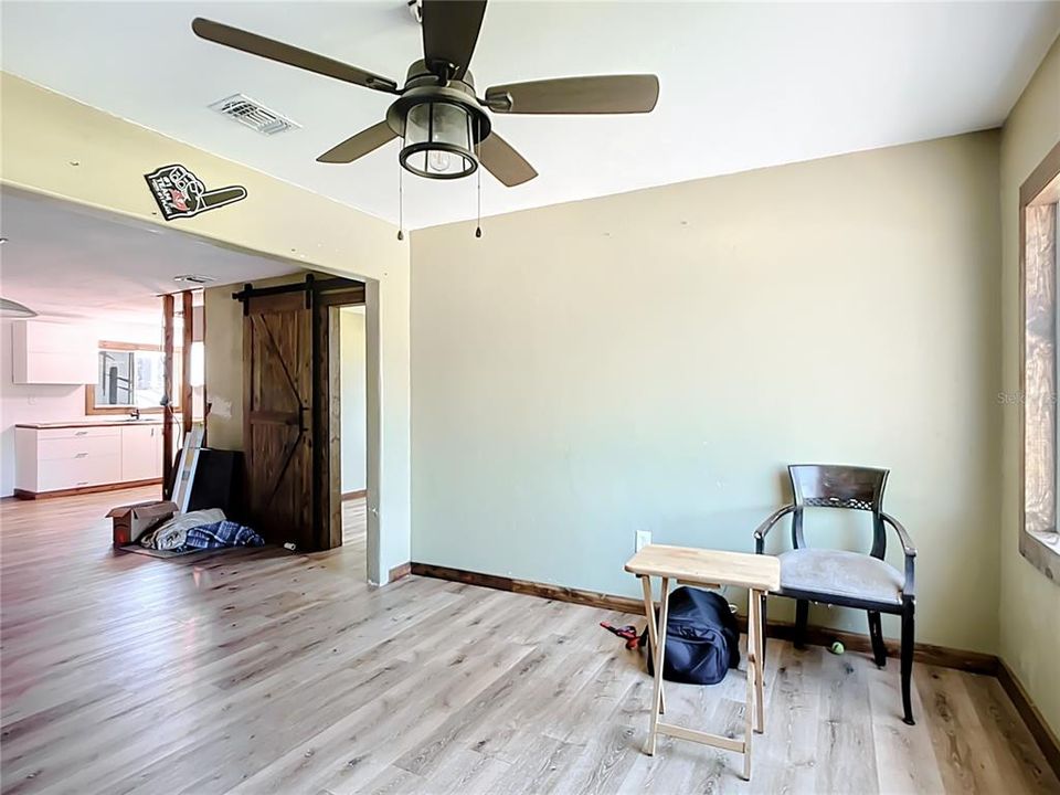 待售: $204,000 (3 贝兹, 2 浴室, 1320 平方英尺)