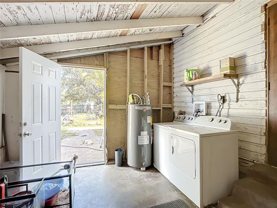 待售: $204,000 (3 贝兹, 2 浴室, 1320 平方英尺)