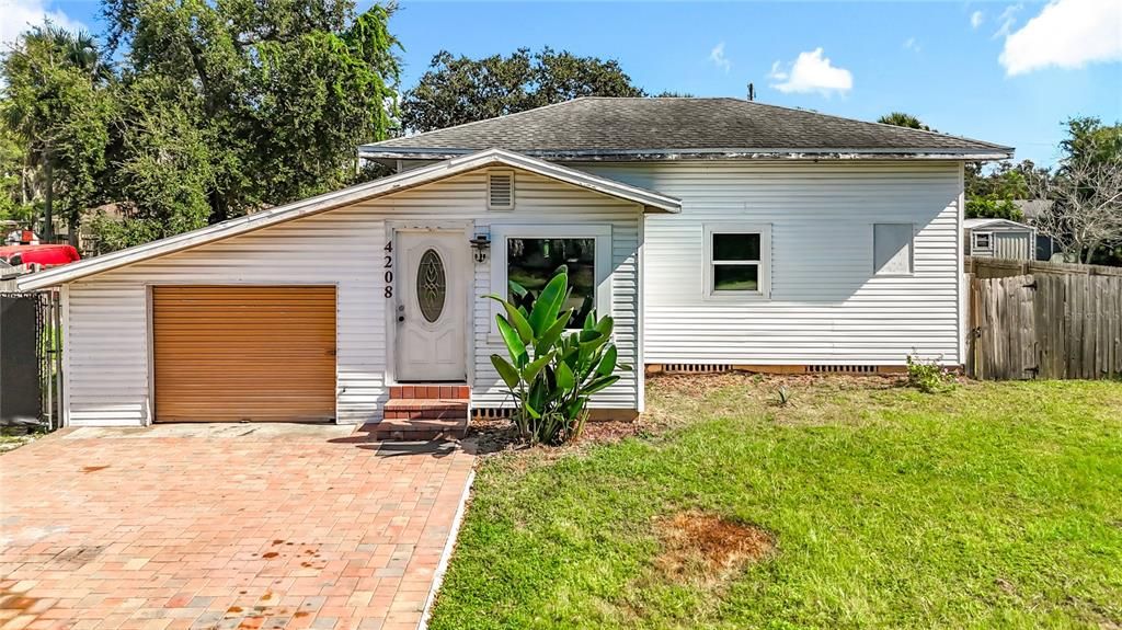 待售: $204,000 (3 贝兹, 2 浴室, 1320 平方英尺)