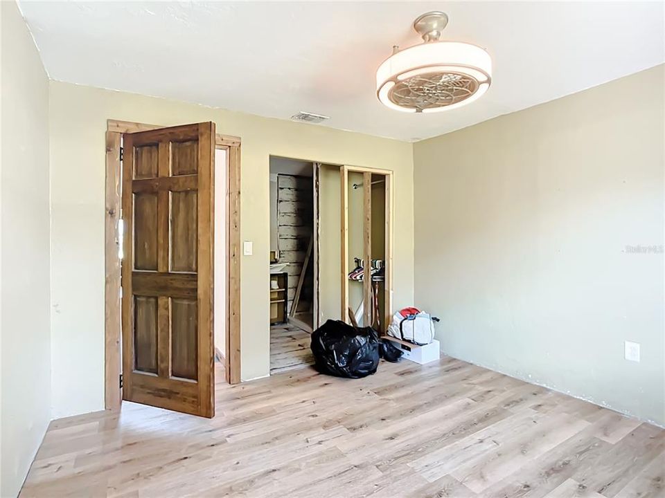 待售: $204,000 (3 贝兹, 2 浴室, 1320 平方英尺)