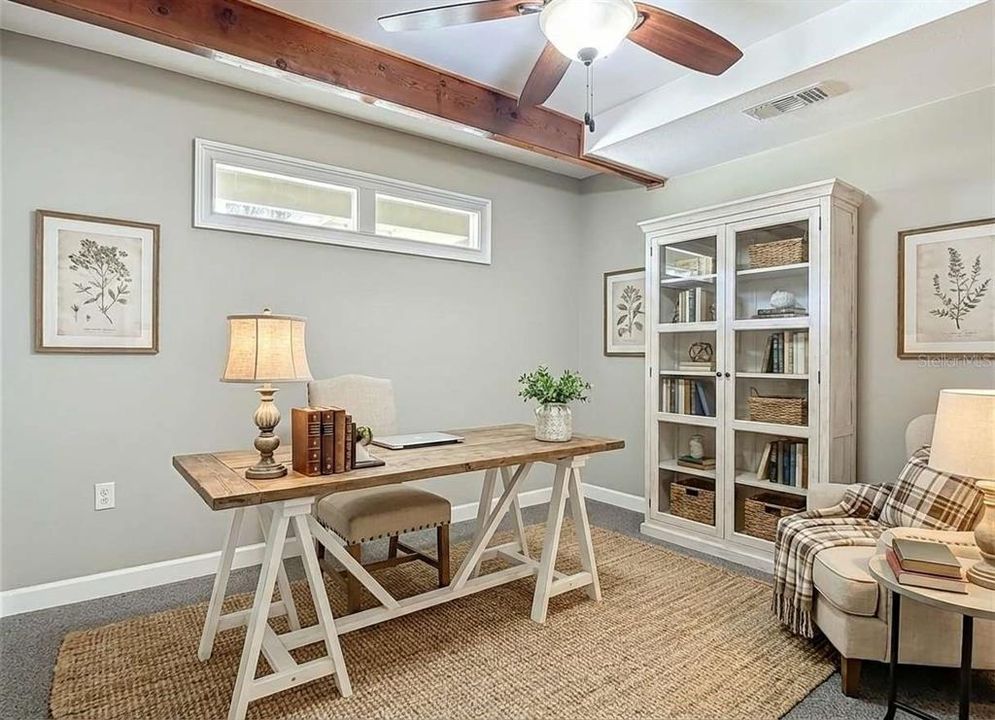 En Venta: $499,000 (3 camas, 2 baños, 2110 Pies cuadrados)