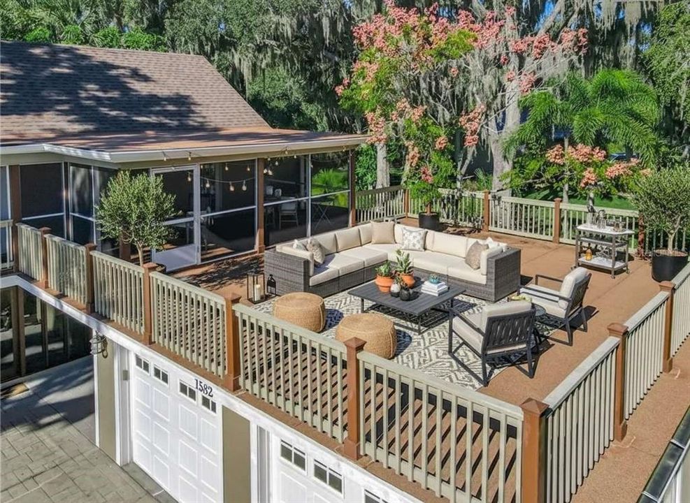 En Venta: $499,000 (3 camas, 2 baños, 2110 Pies cuadrados)