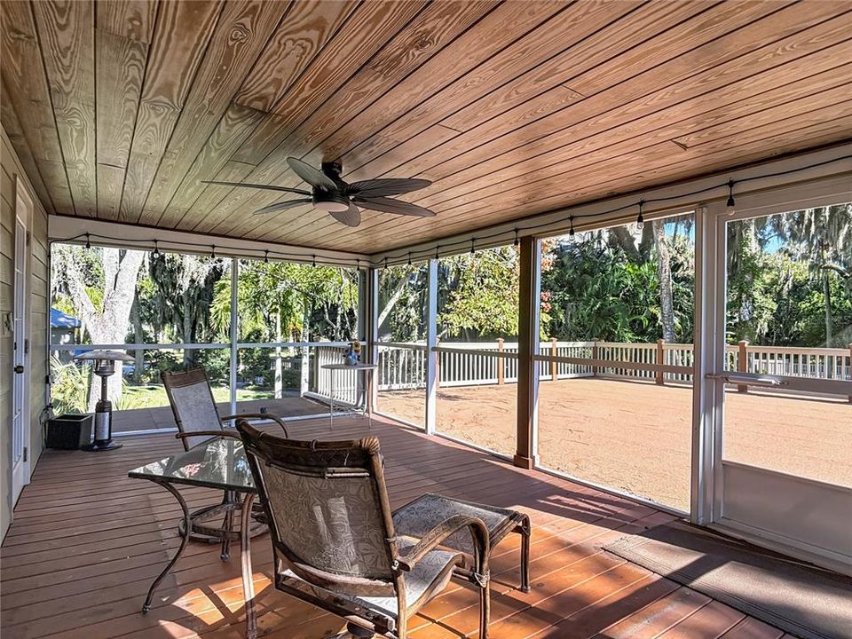 En Venta: $499,000 (3 camas, 2 baños, 2110 Pies cuadrados)