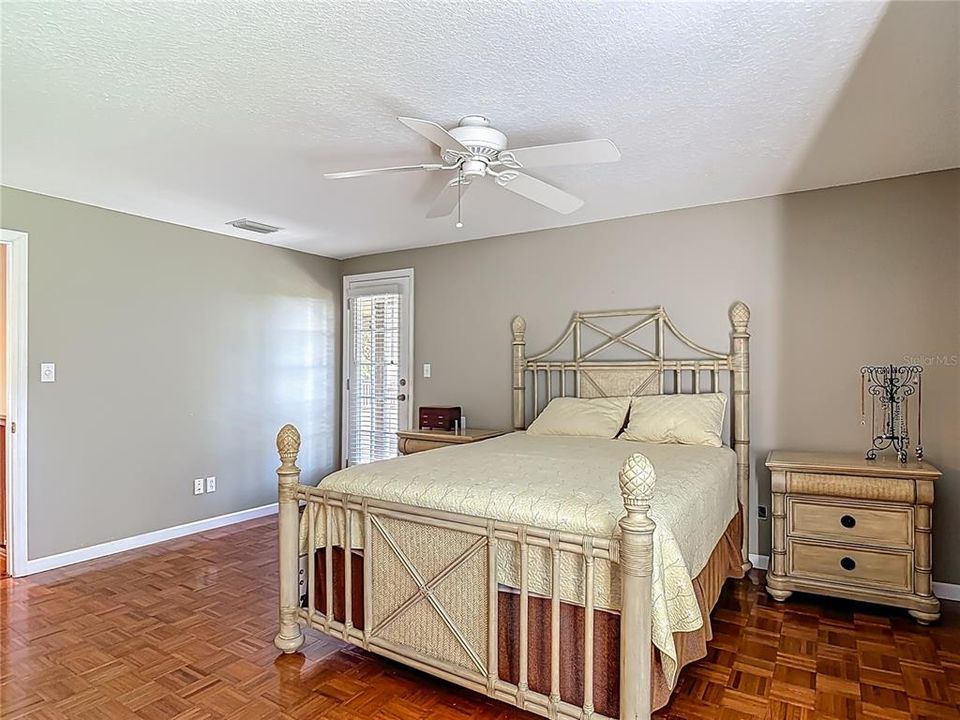 En Venta: $499,000 (3 camas, 2 baños, 2110 Pies cuadrados)