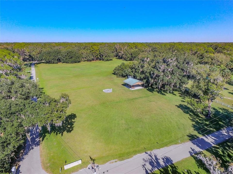 En Venta: $499,000 (3 camas, 2 baños, 2110 Pies cuadrados)