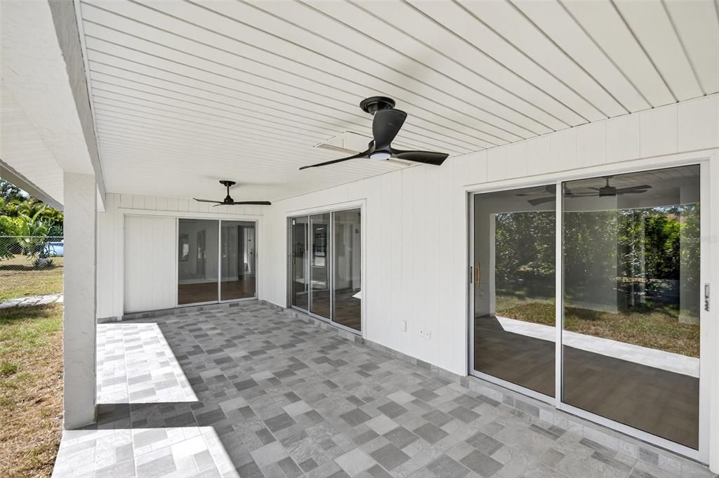 En Venta: $284,600 (3 camas, 2 baños, 1686 Pies cuadrados)