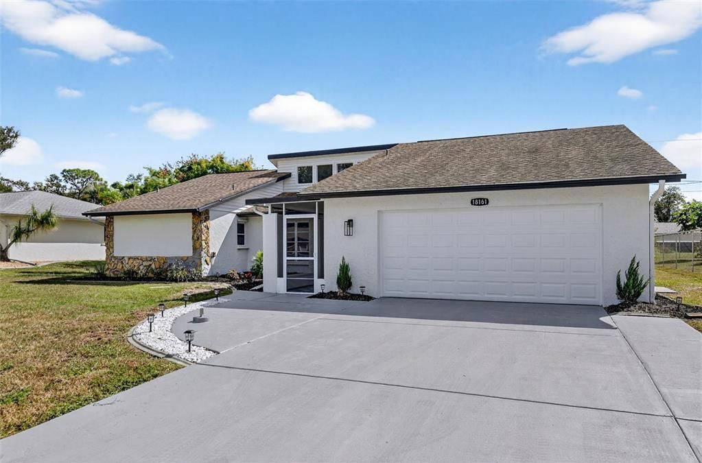 En Venta: $284,600 (3 camas, 2 baños, 1686 Pies cuadrados)