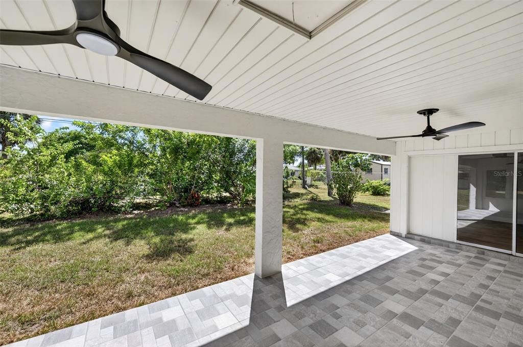 En Venta: $284,600 (3 camas, 2 baños, 1686 Pies cuadrados)