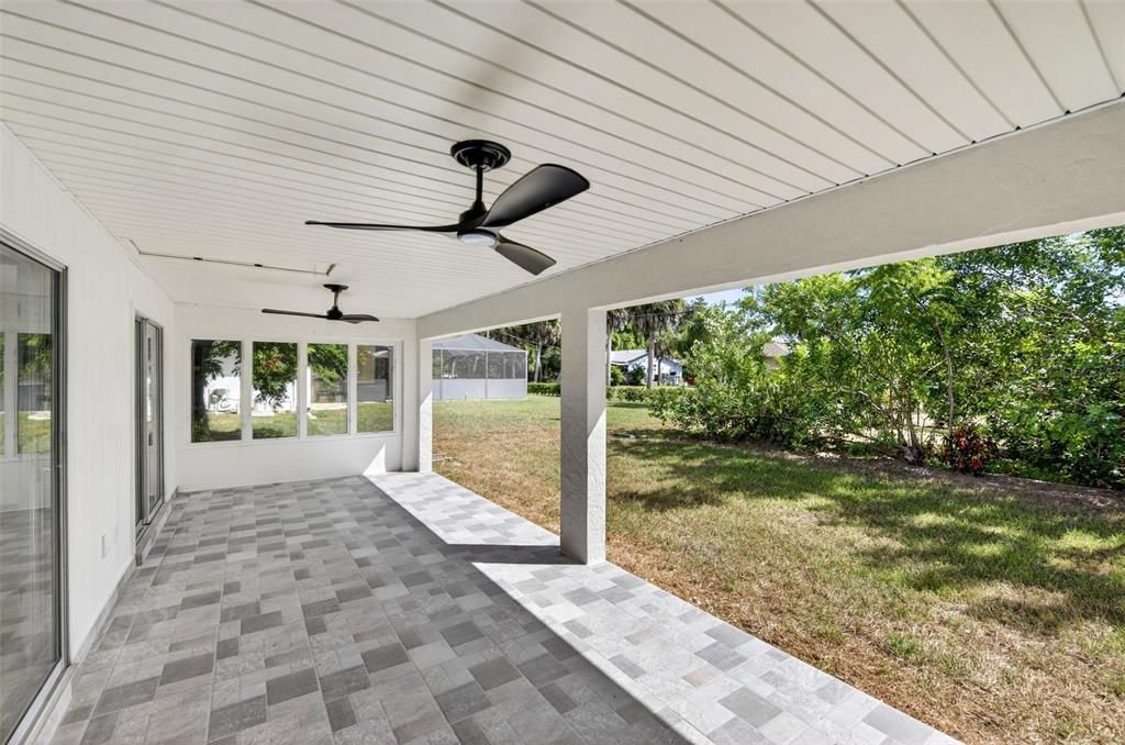 En Venta: $284,600 (3 camas, 2 baños, 1686 Pies cuadrados)