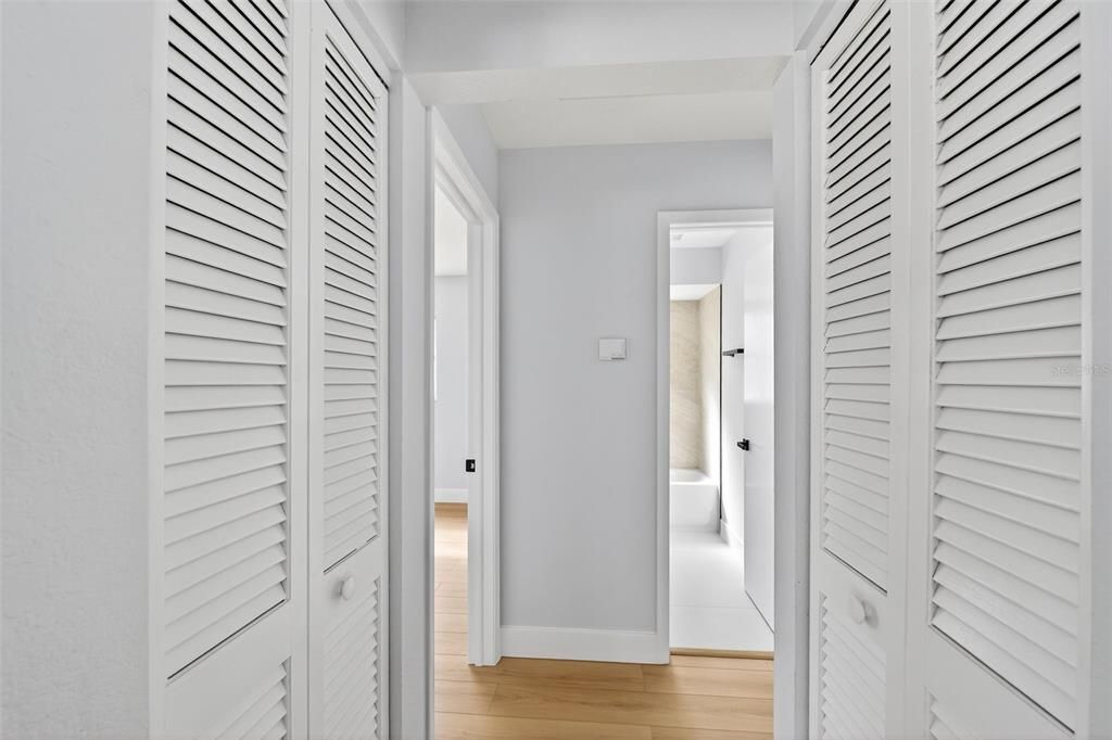 En Venta: $284,600 (3 camas, 2 baños, 1686 Pies cuadrados)