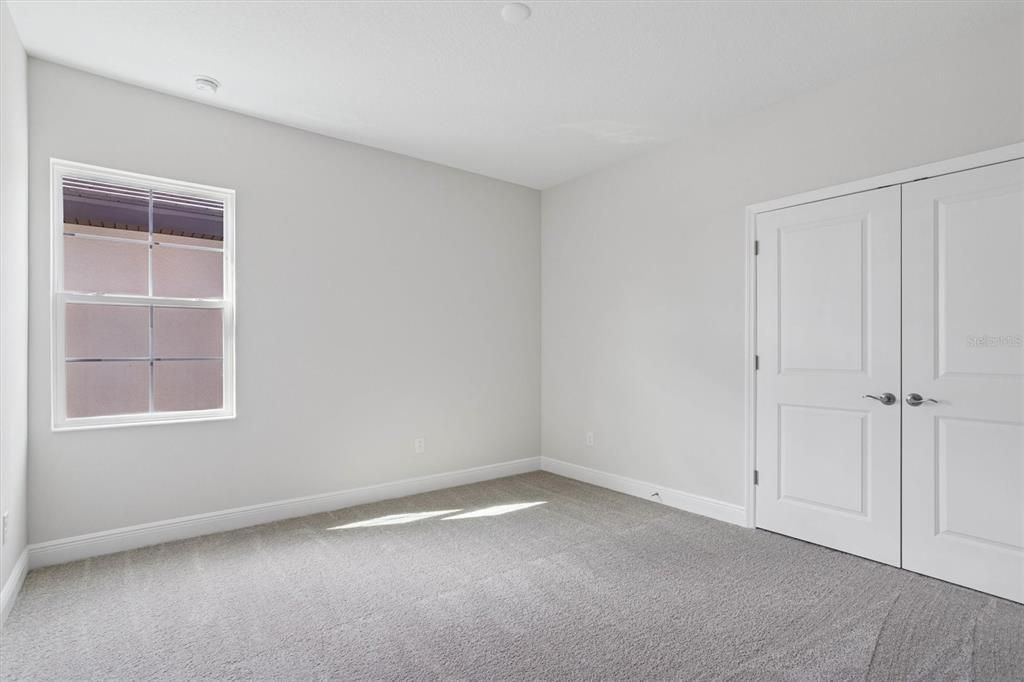 На продажу: $1,099,990 (5 спален, 4 ванн, 4602 Квадратных фут)