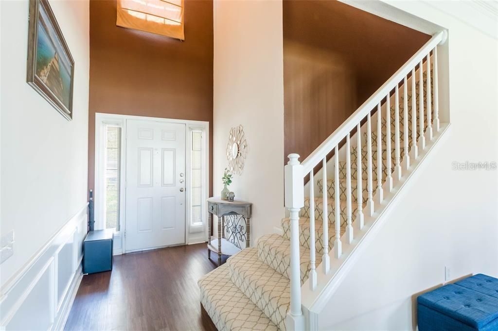 Active With Contract: $2,449 (3 beds, 2 baths, 1666 Square Feet)