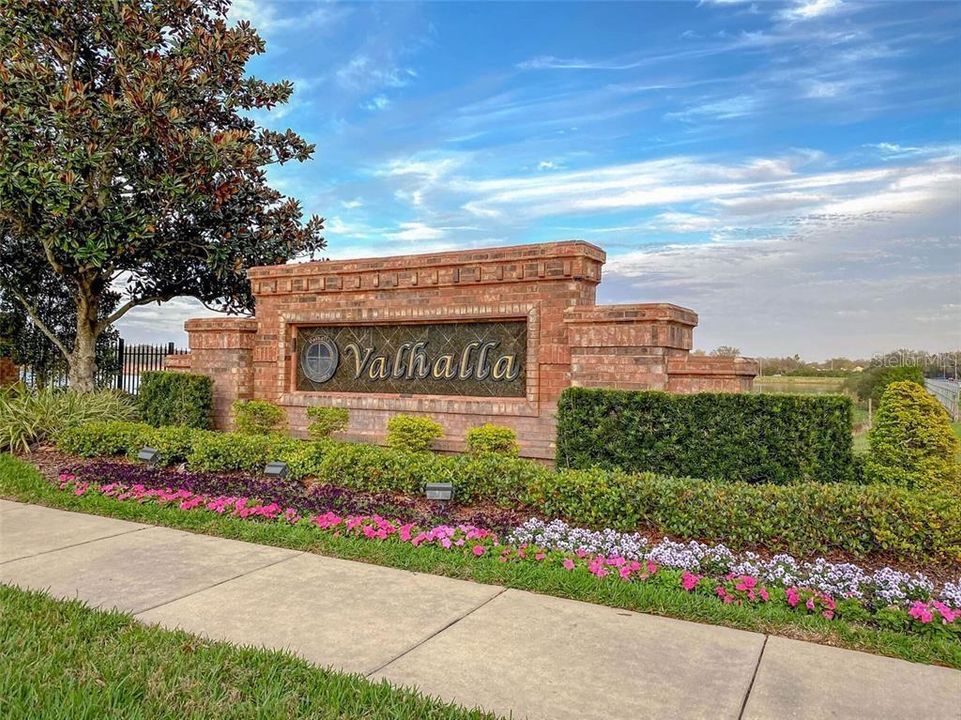 Active With Contract: $2,449 (3 beds, 2 baths, 1666 Square Feet)