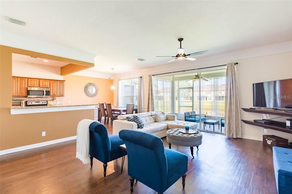 Active With Contract: $2,449 (3 beds, 2 baths, 1666 Square Feet)