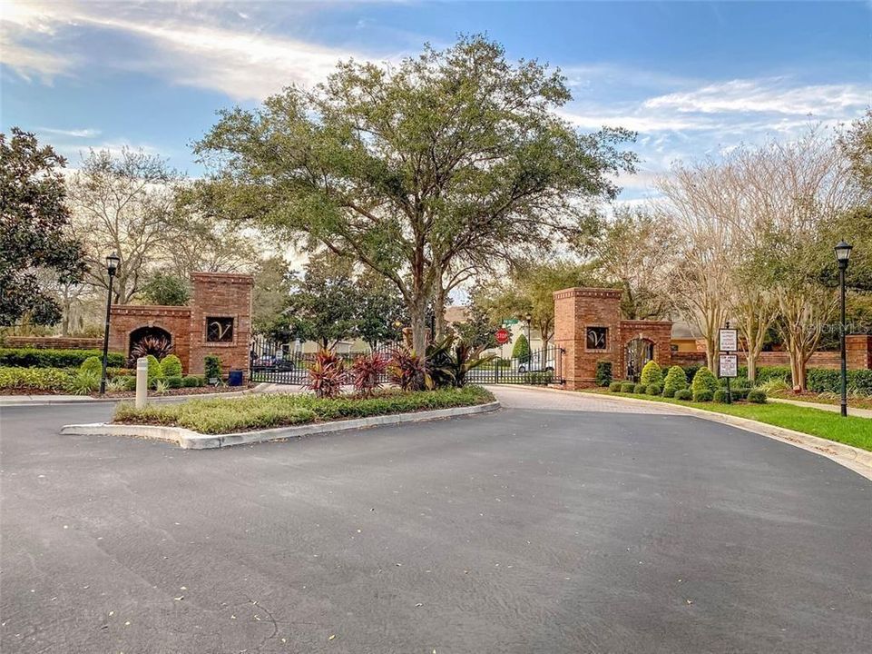 Active With Contract: $2,449 (3 beds, 2 baths, 1666 Square Feet)