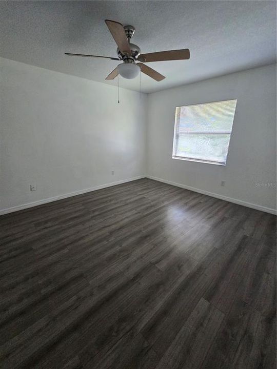 Active With Contract: $1,600 (2 beds, 2 baths, 898 Square Feet)