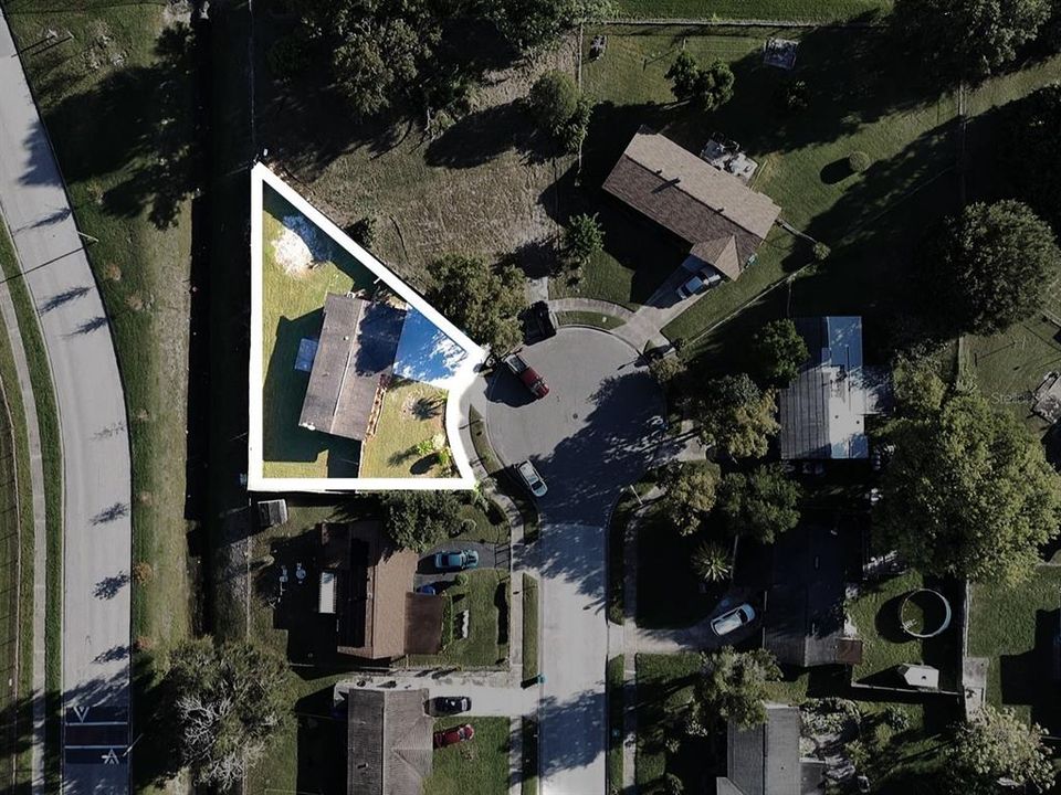 Activo con contrato: $225,000 (4 camas, 2 baños, 1056 Pies cuadrados)