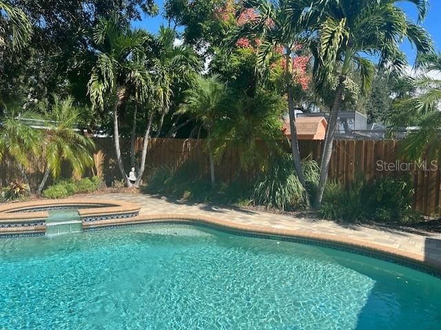 Active With Contract: $625,000 (4 beds, 2 baths, 1888 Square Feet)