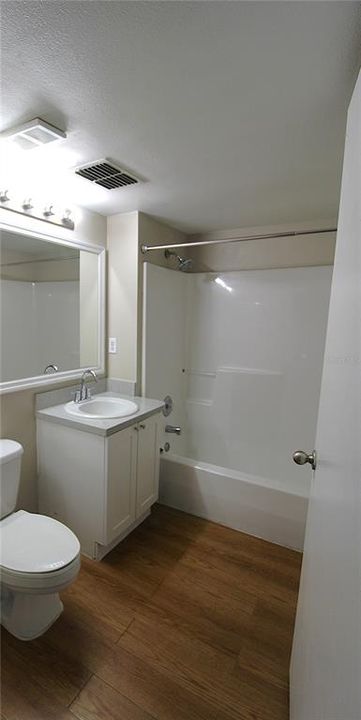 For Rent: $1,499 (2 beds, 2 baths, 1000 Square Feet)