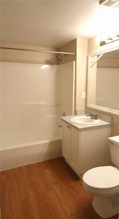 For Rent: $1,499 (2 beds, 2 baths, 1000 Square Feet)