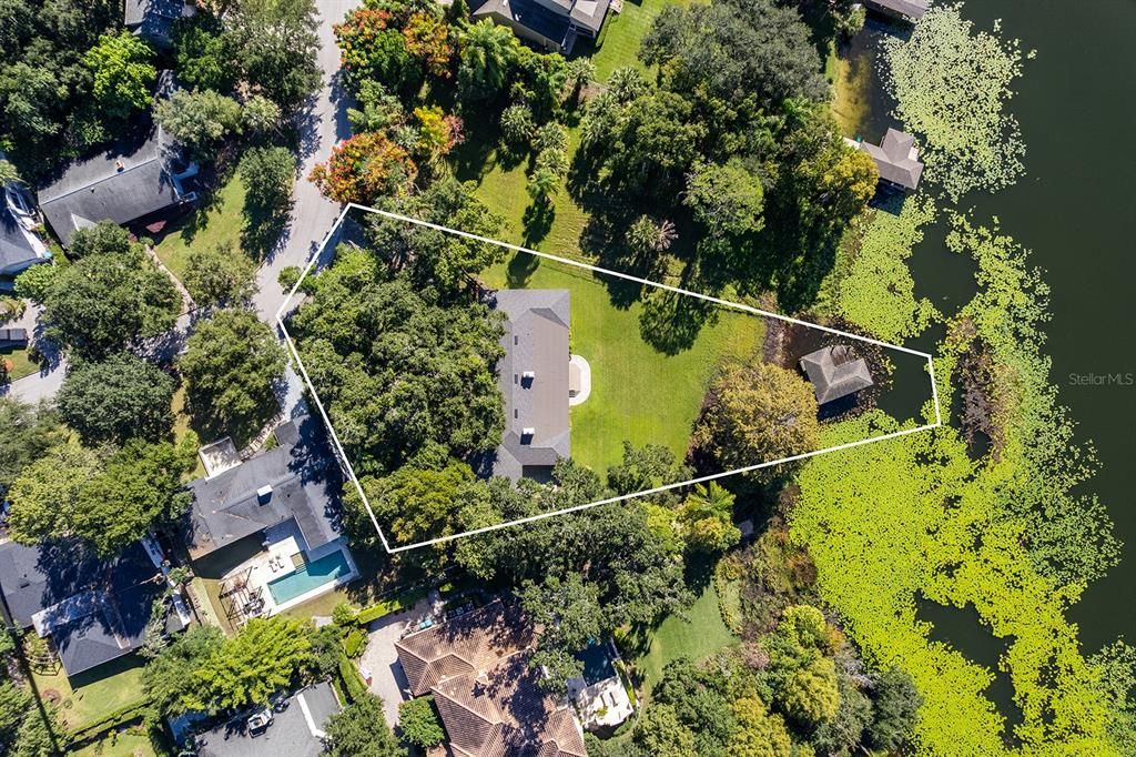 En Venta: $1,875,000 (0.53 acres)