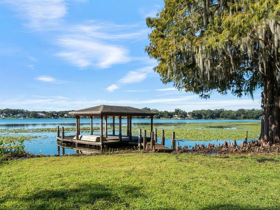 En Venta: $1,875,000 (0.53 acres)