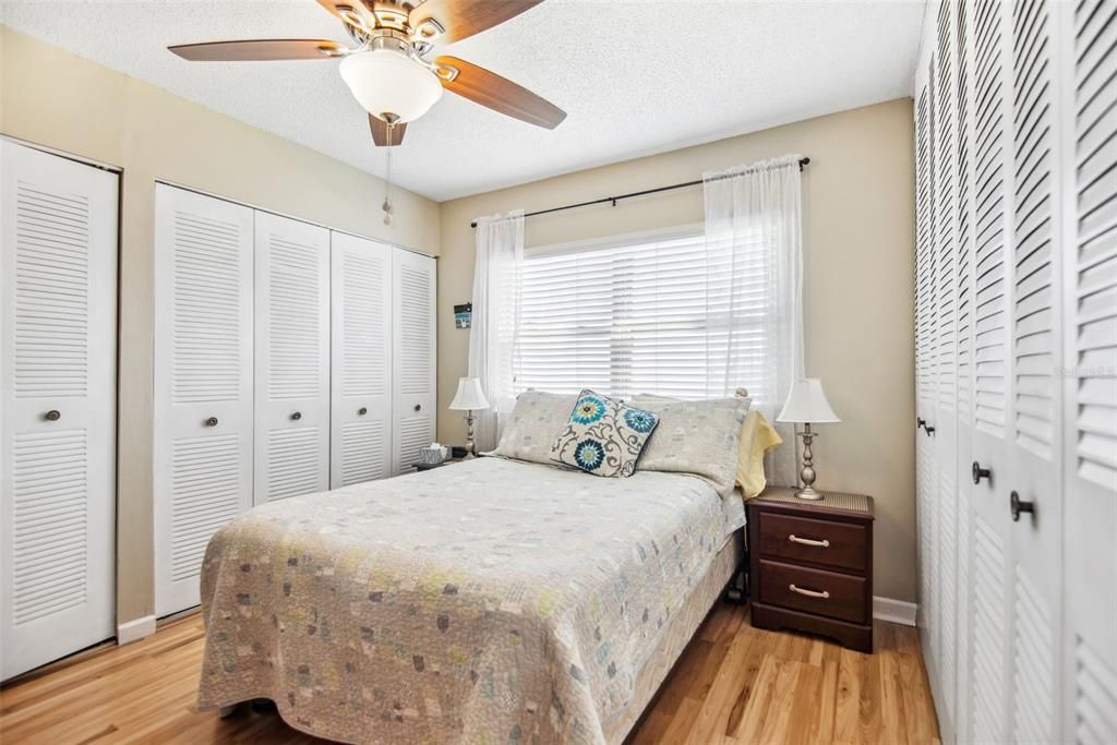 出租: $1,450 (1 贝兹, 1 浴室, 720 平方英尺)