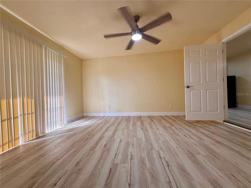 На продажу: $325,000 (3 спален, 2 ванн, 1320 Квадратных фут)