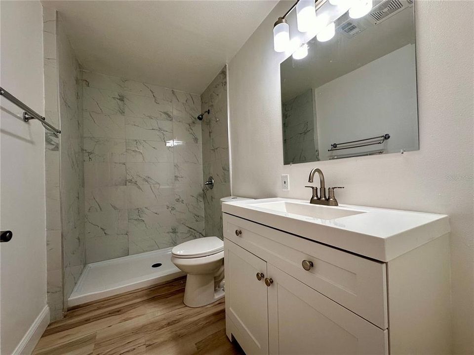 На продажу: $325,000 (3 спален, 2 ванн, 1320 Квадратных фут)